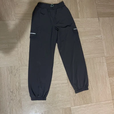 Pantalon Sport Fille.C&A.taille 10 Ans - Photo 1/3