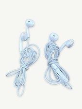 Set Of 2 Apple EarPods with 8-Pin Connector with Microphone - White MMTN2AM/A