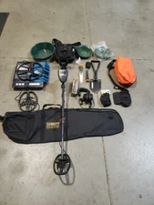 GARRETT AT PRO METAL DETECTOR 2-PINPOINTERS AND TOOLS HEADPHONES, 3 COILS.