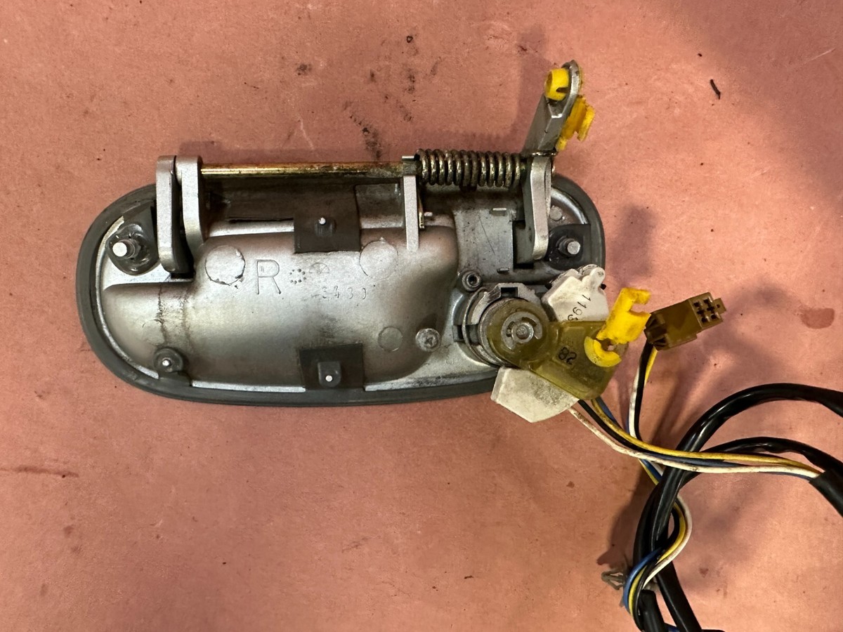 Nissan 300ZX Z32 Door Handle Silver Exterior Front Right 140K
