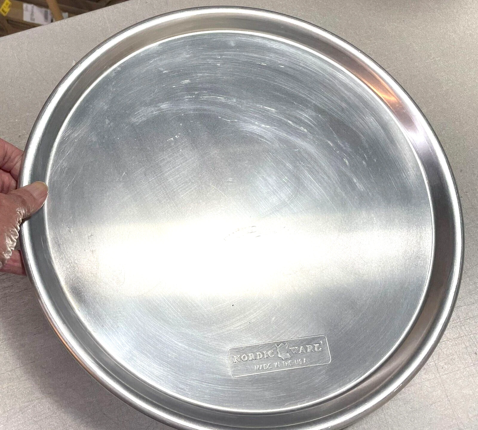Nordic Ware USA 15" Round Pizza Pan Insulated Airbake Aluminum Original
