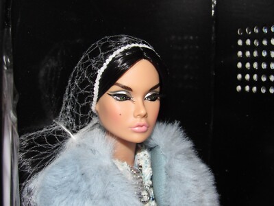 Apres-Ski Asset Poppy Parker NRFB Integrity Toys Stilettos Out