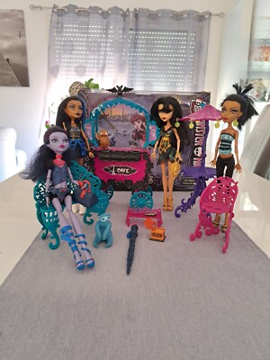 Mattel Monster High Café Scaris +4 Monster High Puppen Vintage