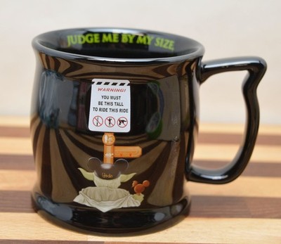 WDW ヨーダスターウォーズ マグカップJUDGE ME BY MY SIZE s-l400.jpg