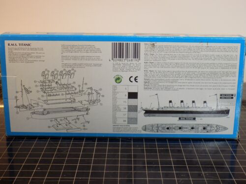Revell 06819 1:1200 RMS Titanic KIT sealed parts package (012247) - Picture 9 of 10