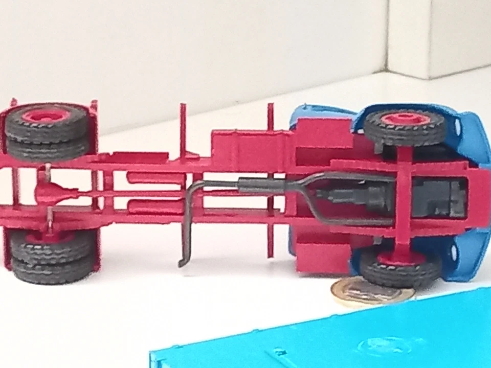 WIKING MAGIRUZ S 6500 CON CASSONE SCALA 1/50 210814 - Immagine 4 di 4