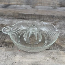 Vintage Glass Lemon Citrus Orange Squeezer Juicer With Finger Handle