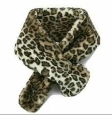 CAbi New NWT Bundle Up Scarf 4029 Leopard Was 69