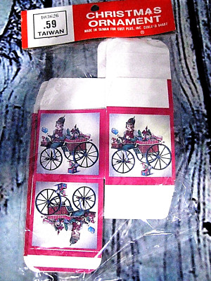 Vintage 1960s Christmas Ornament Gift Boxes Pkg Of 4 Decorations 2'' Cubes New OS