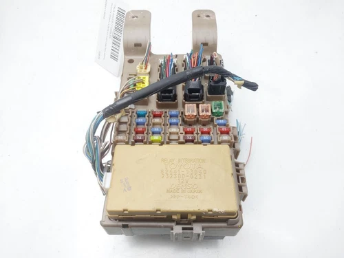 8264113040 Caja Reles/Fusibles para TOYOTA COROLLA (E12) 2004 8521937 - Imagen 1 de 10