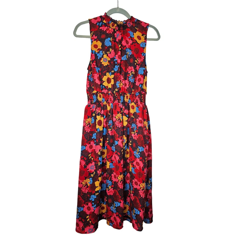 Vestido ModCloth M Floral Midi Cuello Alto Sin Mangas Twee Fluido Cottage Flutter Foto 2 de 4