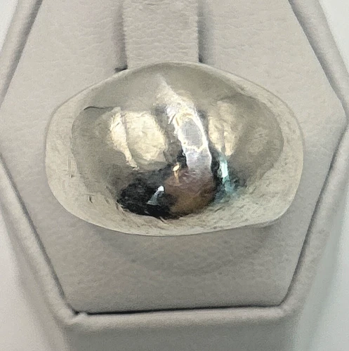 STUNNING .925 Vintage Sterling Silver Estate Ring Size 8.75