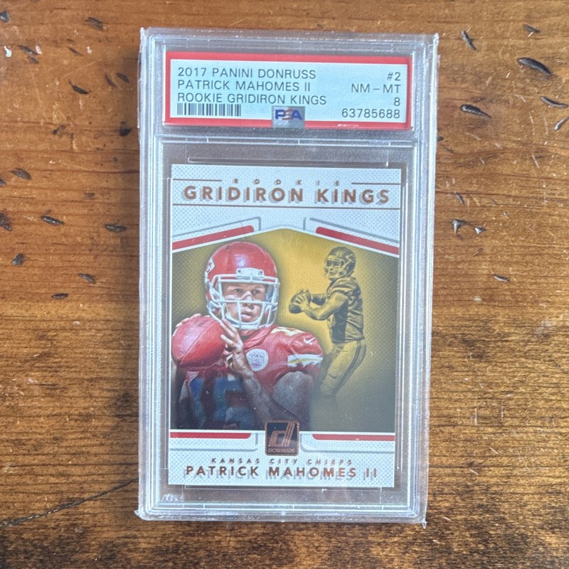 Panini Donruss Rookie Gridiron Kings Patrick Mahomes II RC Chiefs 2017 #2 PSA 8