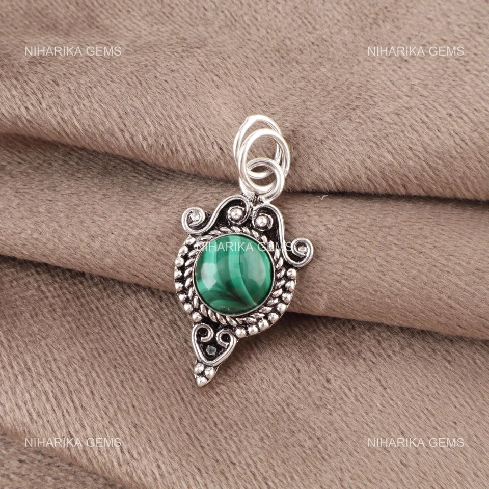 925 Argento Sterling Naturale Malachite Compleanno Cuore Chakra Nuovo Pendente - Immagine 4 di 4