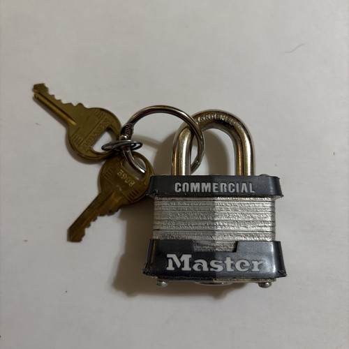 Master Lock No. 3 Commercial Laminated Steel Padlock w/ 2 Keys Tested Working