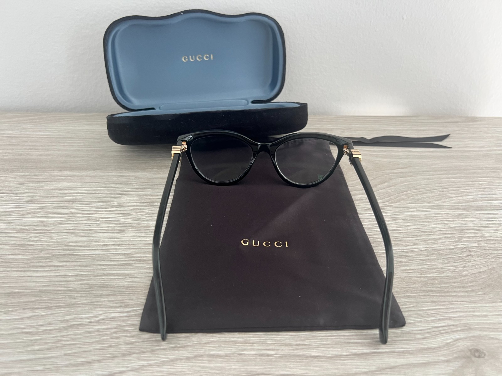 Gucci - Black Frames - GG11790 - 001 - 49/17/145 - XS - EUC thumbnail 4
