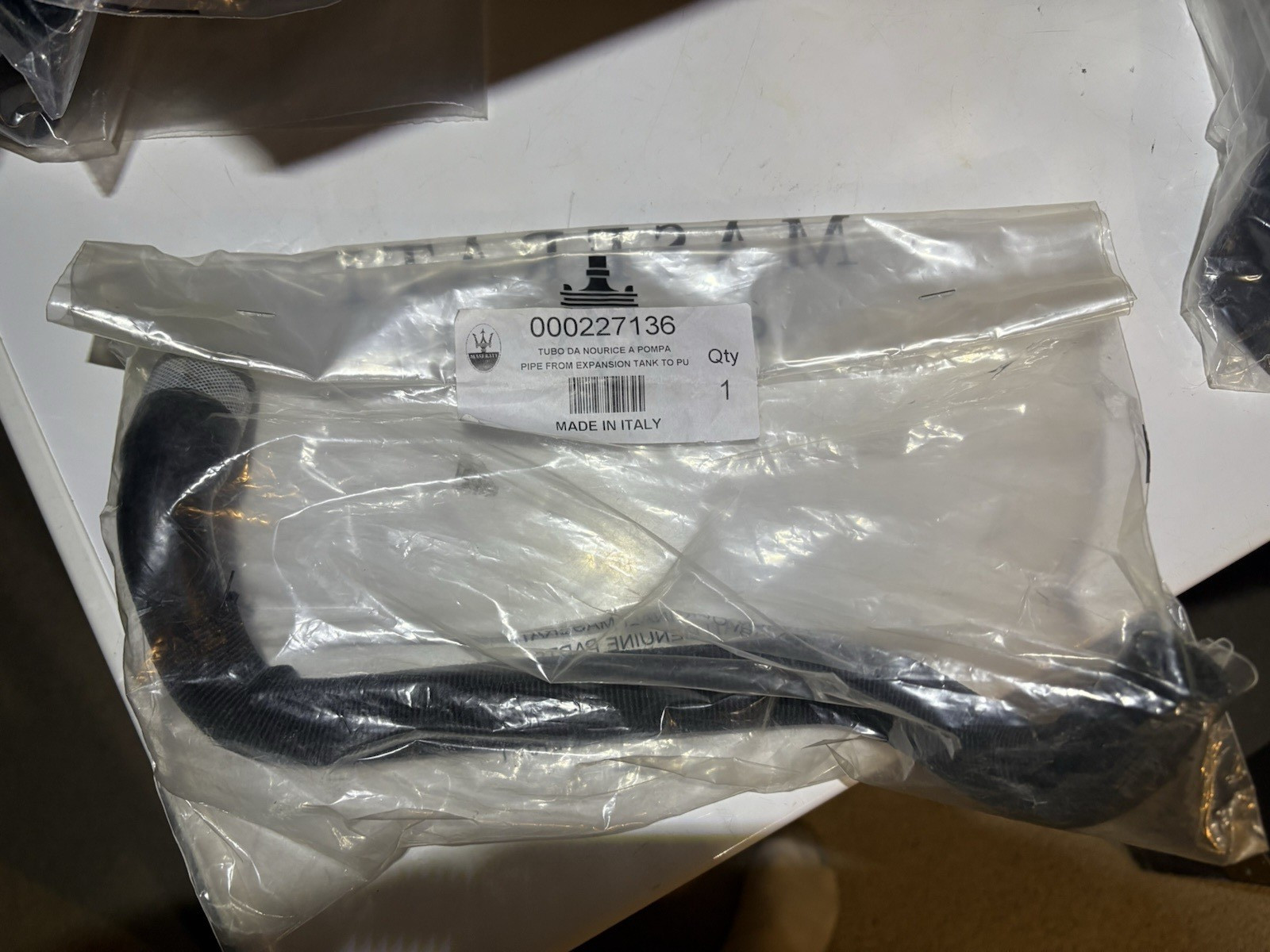 GENUINE Maserati GranTurismo M145 Rad Expansion Tank Coolant Hose #000227136