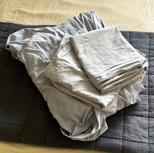 Light Blue King Solid Duvet Cover and Pillowcases Zip Closure with Corner Ties