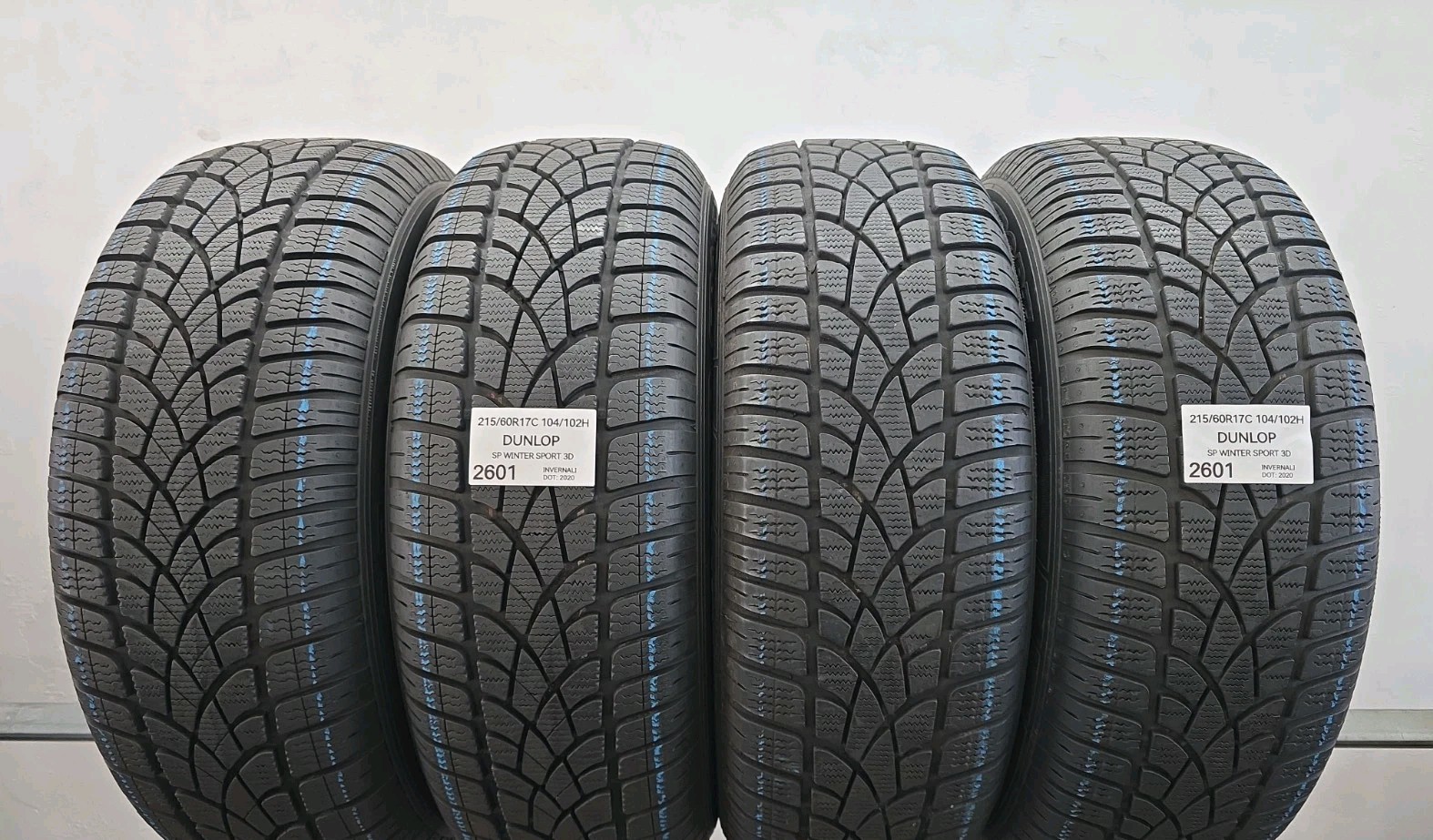 4 GOMME TERMICHE 215/60 R17C 104/102H M+S DUNLOP SP WINTER SPORT 3D USATE