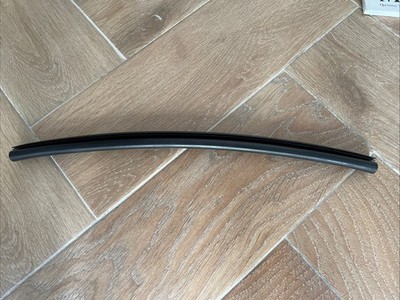 OEM BMW 432mm radiator profile upper shroud E30 E36 M3