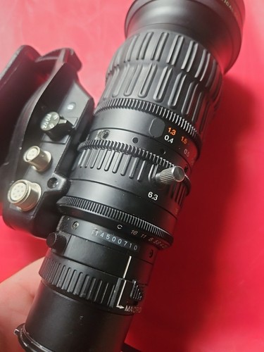 Zoom de TV gran angular Fujinon Th13X3,5 BRMU f/1,4 3,5-46 mm, sin probar - Imagen 14 de 16