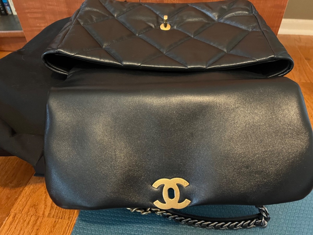 SALE: Authentic Chanel 19 Maxi Flap 2022 Bag Black Lamb