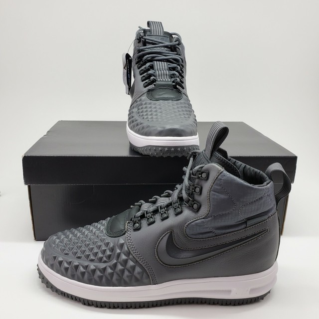 nike duckboot 17 black