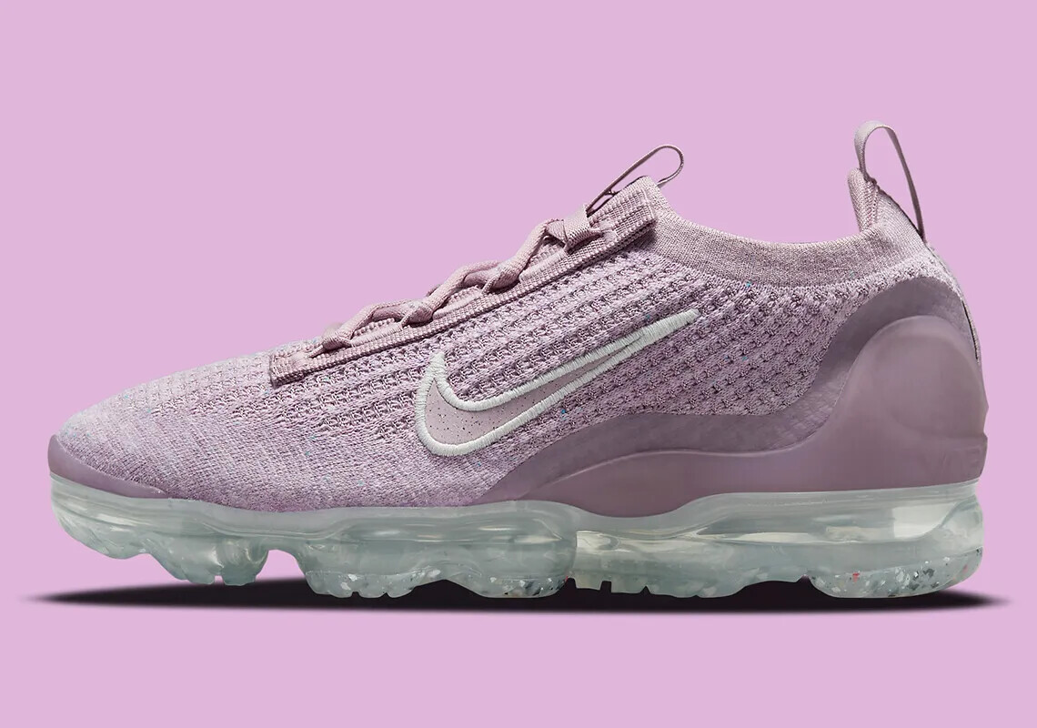 Кроссовки Nike Air Vapormax 2021 FK Plum Fog Plum Fog Sneaker Retro DC9454-500 женского размера