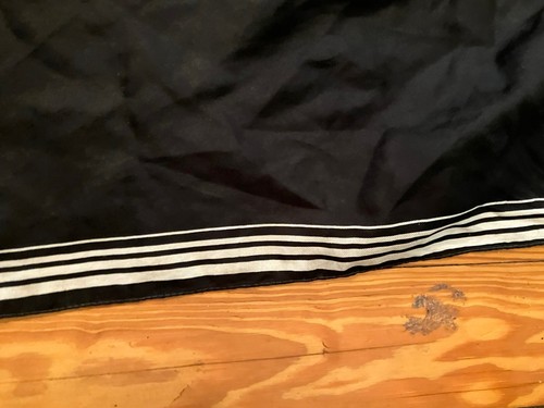 Paoli VTG Scarf Harness Black Striped Square 18x18 - Picture 3 of 10
