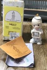 Precious Moments Enesco Collection Ornament Peace On Earth..Anyway 1996 NIB