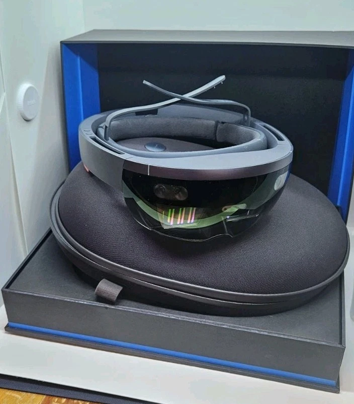 Casque Réalité Mixte Microsoft HoloLens 2 – 64 Go – Occasion