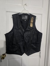 USA Bikers Dream Aparrel black leather vest with Harley Davidson pins HOG