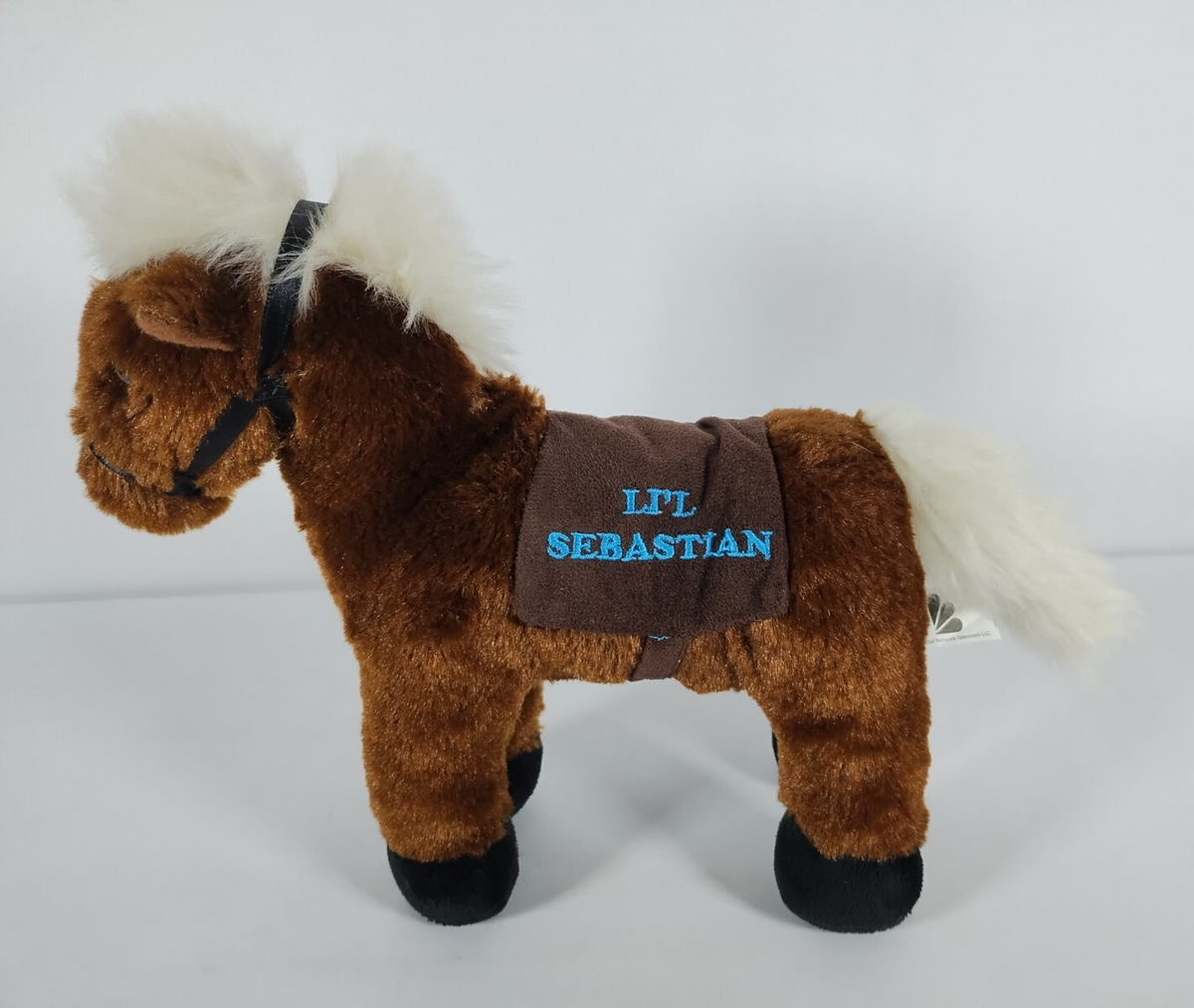 ポンピドゥ　馬 Universal NBC Parks And Recreation Rec Lil Sebastian Brown Horse
