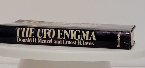 The UFO Enigma by Donald H Menzel & Ernest H Taves, Dr Whipple Intro 1st Ed HCDJ - Imagen 14 de 20