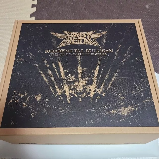 Complete Edition】10 BABYMETAL BUDOKAN 5 Blu-ray + 10 CD Photobook