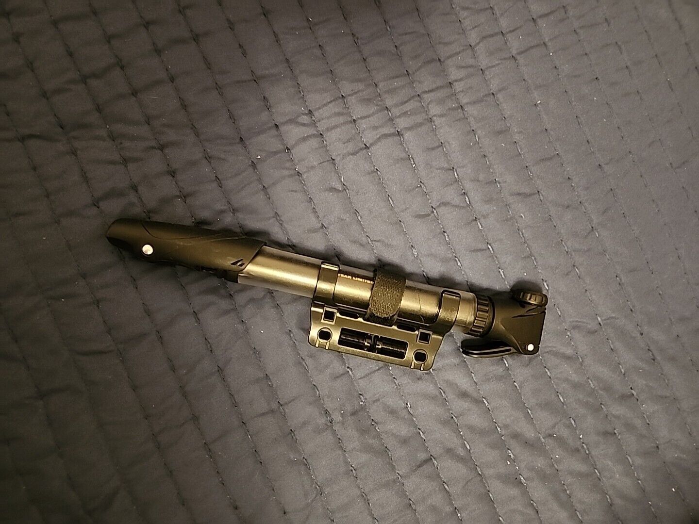 Picture 1 of 6