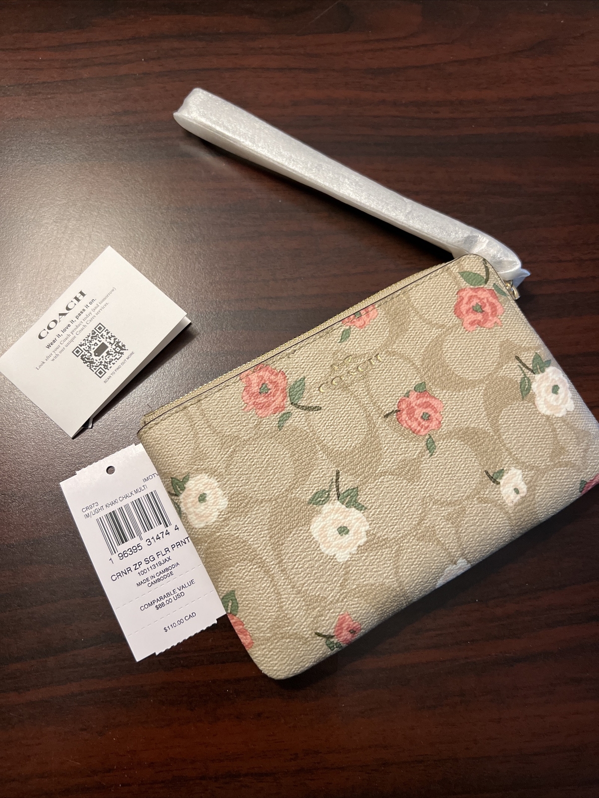 Coach Corner Zip Wristlet in Signature Ditsy Canvas NWT