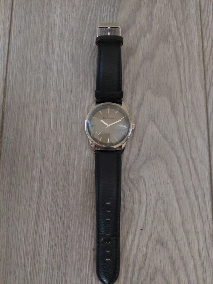 Ben Sherman Reloj Clásico en Correa de Cuero Negro Reloj Hombre BS107 Foto 2 de 4