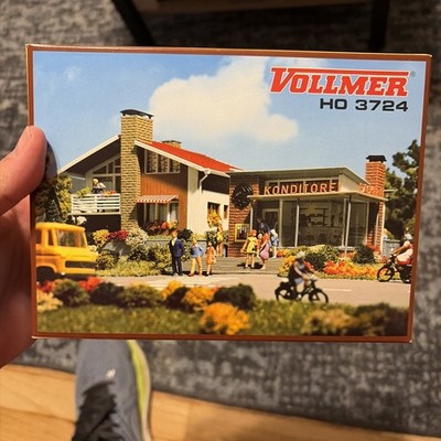 Vollmer # 3724 HO Unbuilt Model Kit Bakery Store for Train Layouts