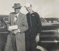 1940s Handsome US Navy Sailor Man w/ Visitor Pass Cars Original Old Photo P21n23