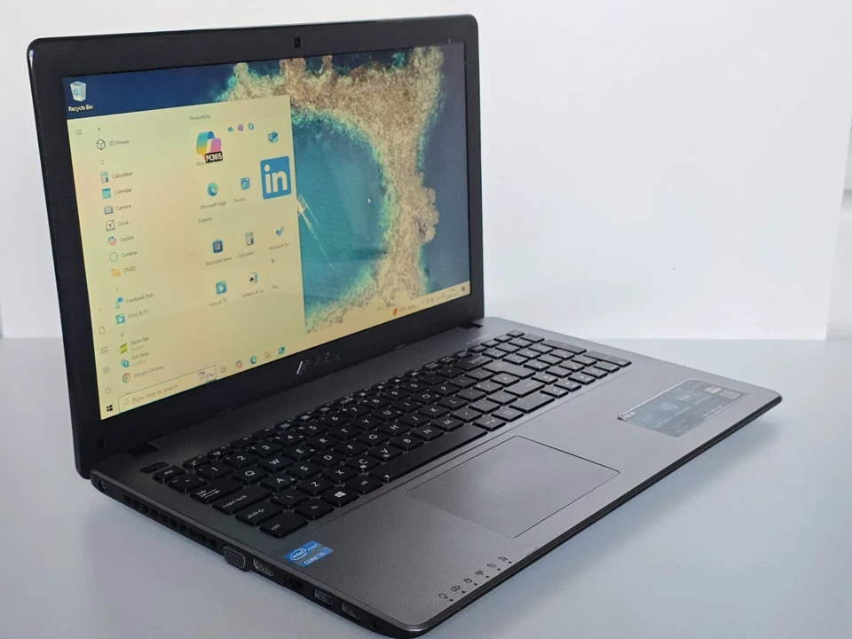 Asus X550C 15.6" Laptop Intel i5-3337U 1.80GHz 4GB Ram 250GB HDD Windows 10 - Image 2 of 4