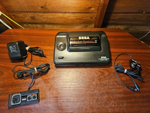 PACCHETTO CONSOLE SEGA MASTER SYSTEM II 2 SMS & 2 GIOCHI #BLS7BLB6 ALEX KIDD - Foto 3 di 11