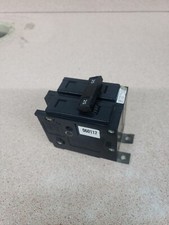 CHIPPED Cutler Hammer BAB2025 BA225 25 Amp 2 Pole Bolt On Quicklag