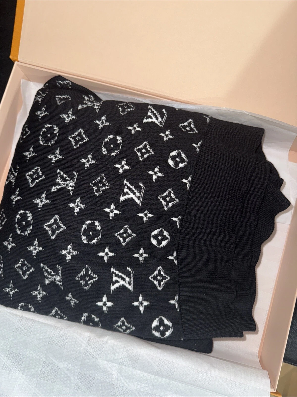 LOUIS VUITTON（LV） Felpa con cappuccio Louis Vuitton Monogram Gradient taglia L0 nera uomo taglia XL nuova con etichette