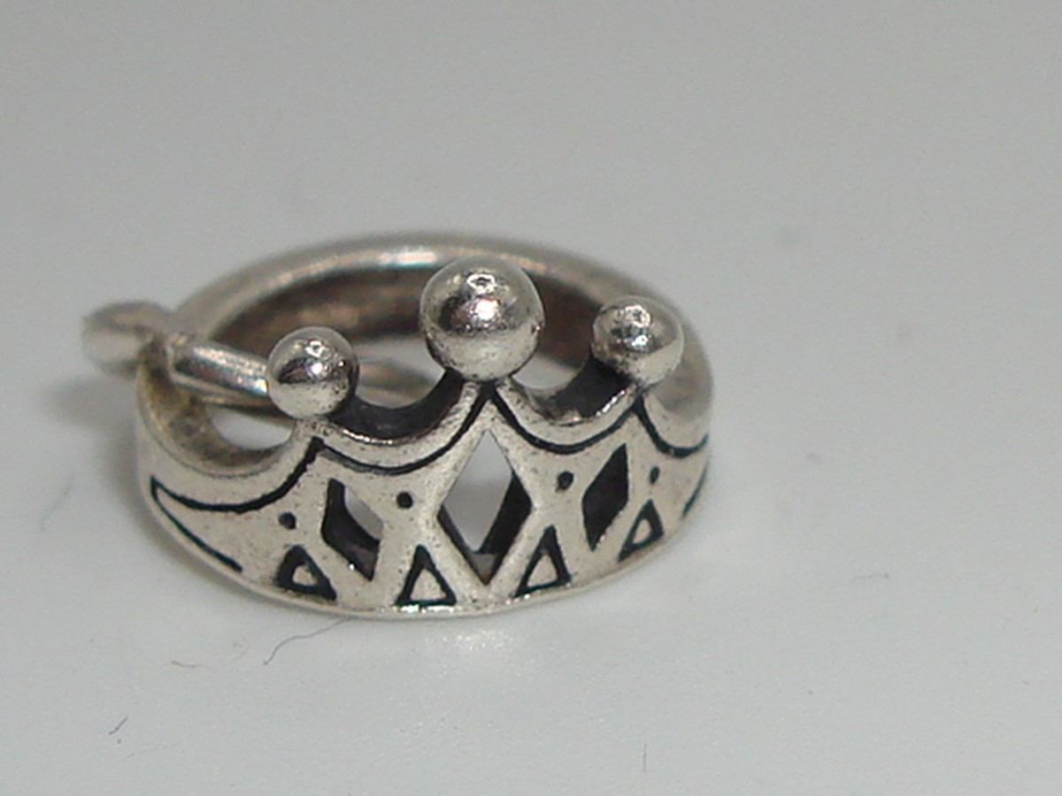 JAMES AVERY ARTIST SIGNED STERLING SILVER TINY TIARA CHARM!