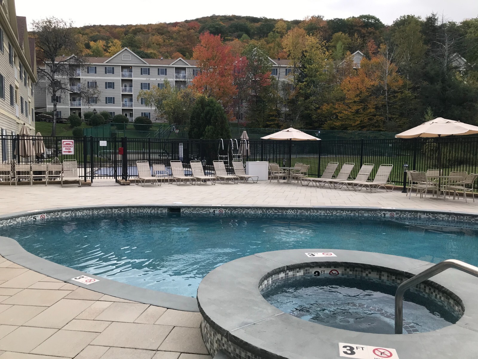 Wyndham Bentley Brook Vacation Rental, Hancock, MA 2 BR DLX 5 NT 4/74/