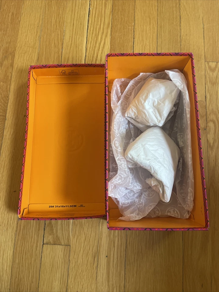 Auténtica caja de regalo de zapatos rosa vacío Tory Burch con pañuelo, 12,5 x 6,5 x 4,5", preowne Foto 2 de 4