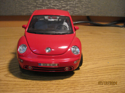 1/18 1998 VOLKSWAGEN NEW BEETLE , IN RED , BY , BURAGO , NO BOX | eBay