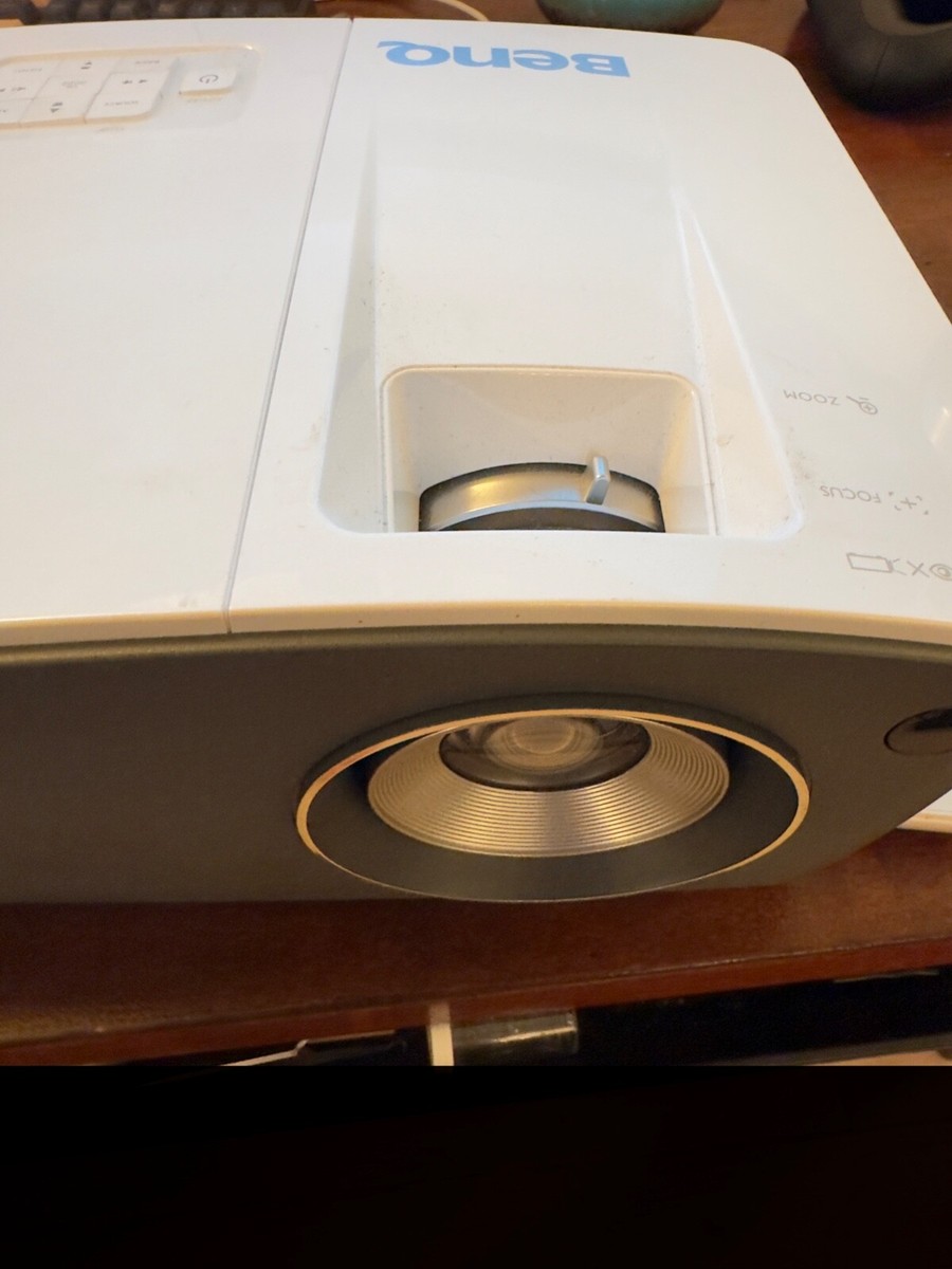 まーちゃん】BenQ デジタルプロジェクター TH670 フルHD BenQ HD 1080p