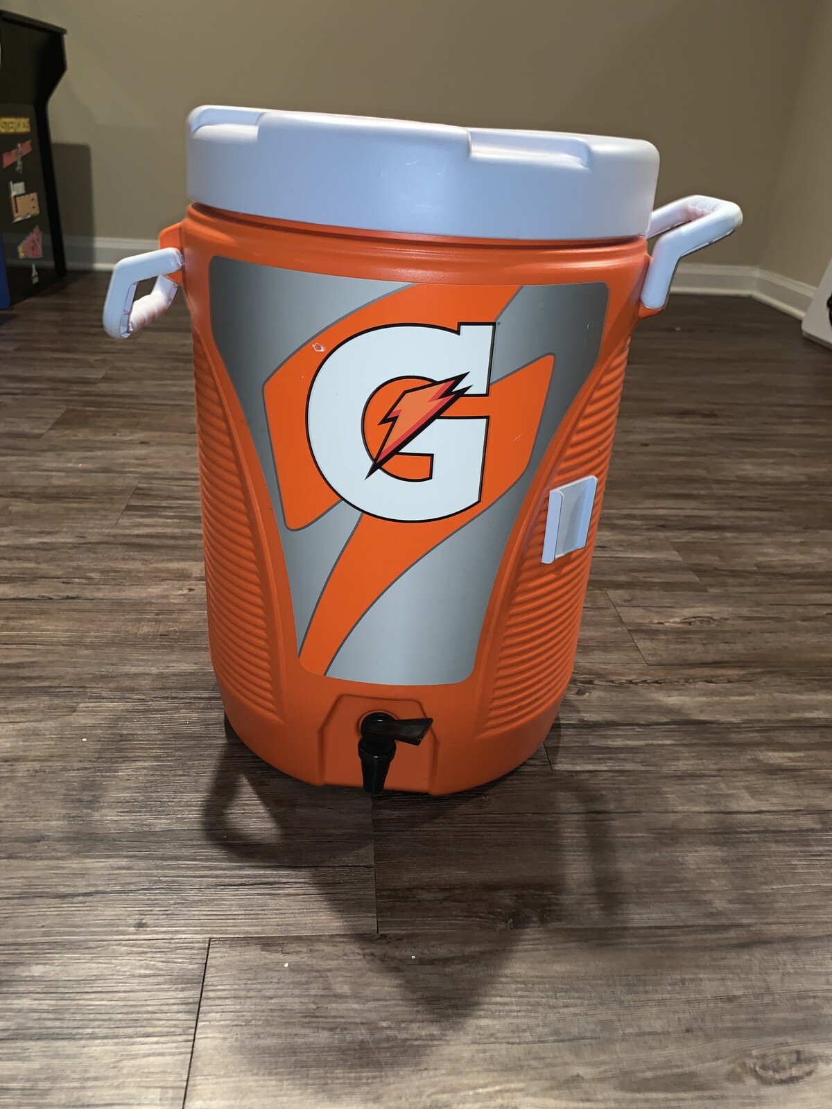 gatorade drink dispenser